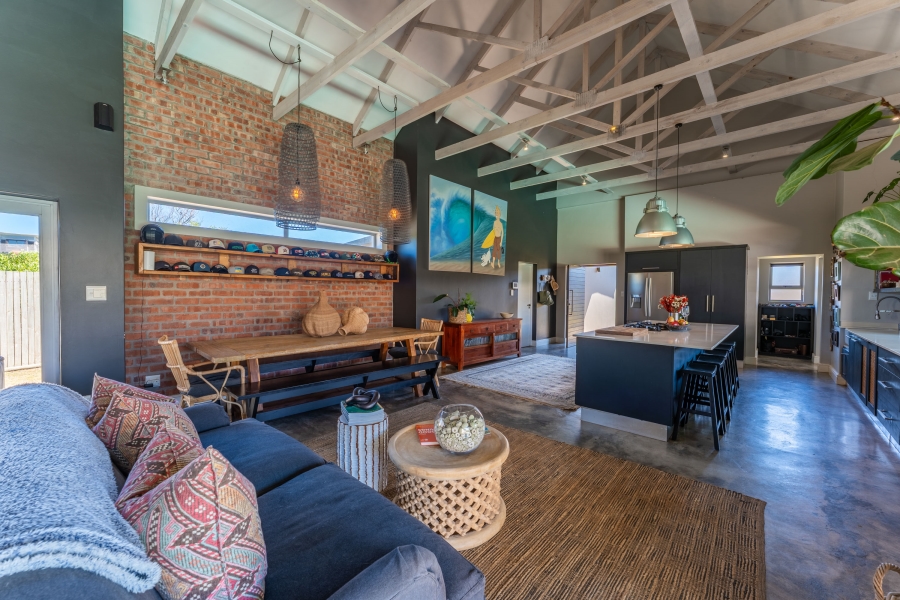 4 Bedroom Property for Sale in Cape St Francis Eastern Cape